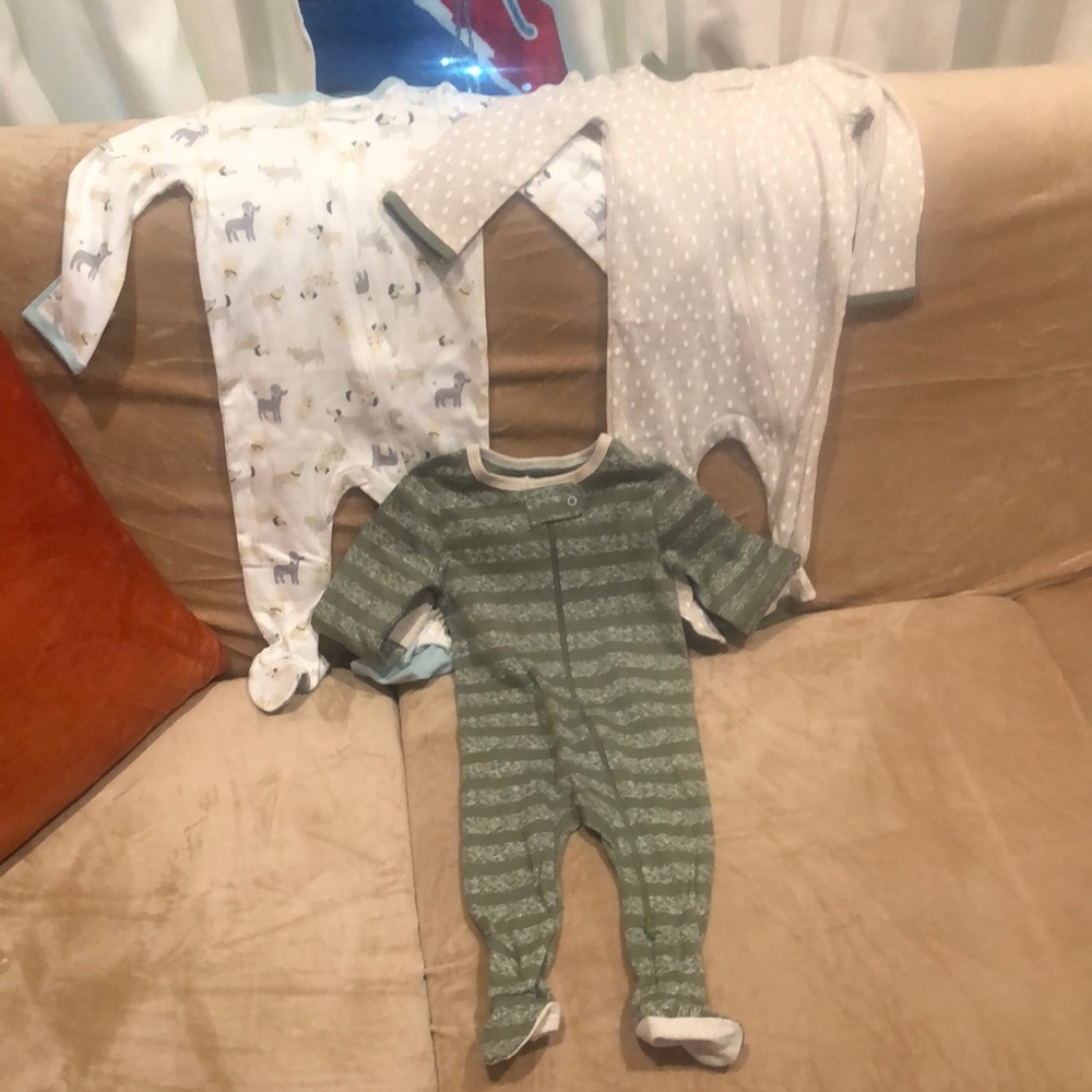 Babies clothings